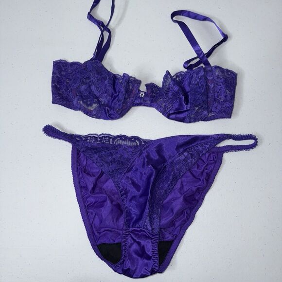 Christian Dior Intimates Women’s Vintage Bra Panty Set Purple Lace Size 36B/L - Picture 1 of 7
